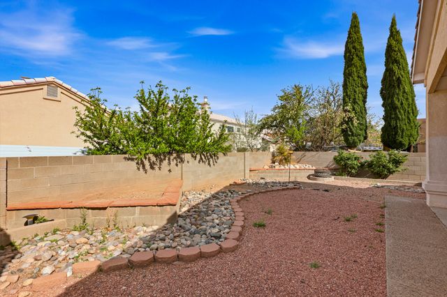 1131 Tony Sanchez Drive SE, Albuquerque, NM 87123