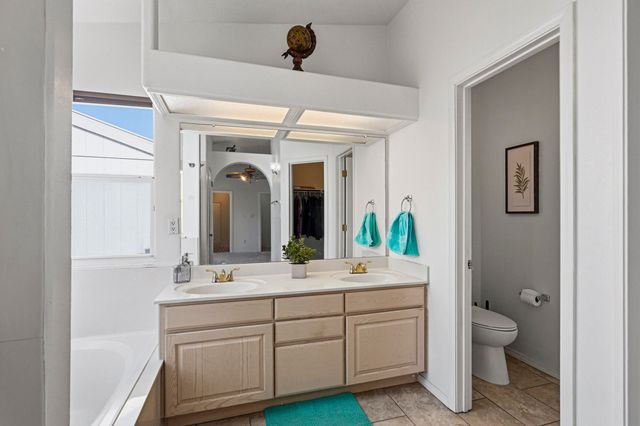 1131 Tony Sanchez Drive SE, Albuquerque, NM 87123