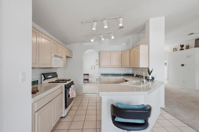 1131 Tony Sanchez Drive SE, Albuquerque, NM 87123