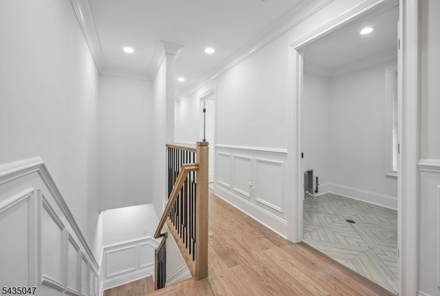 59 Tremont Ter, Livingston Twp., NJ 07039