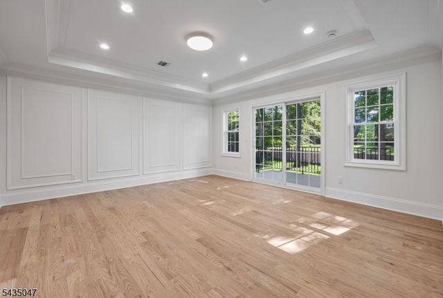 59 Tremont Ter, Livingston Twp., NJ 07039