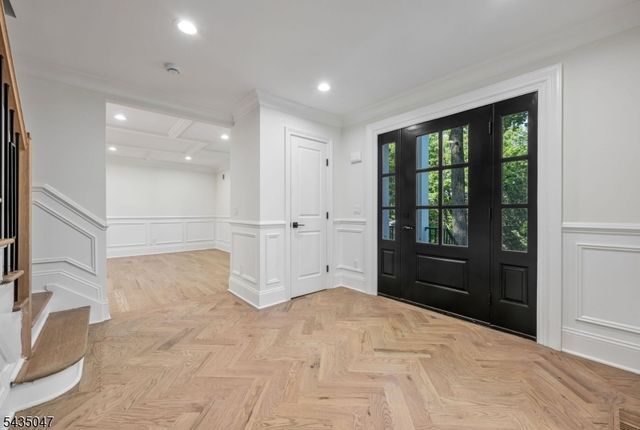 59 Tremont Ter, Livingston Twp., NJ 07039