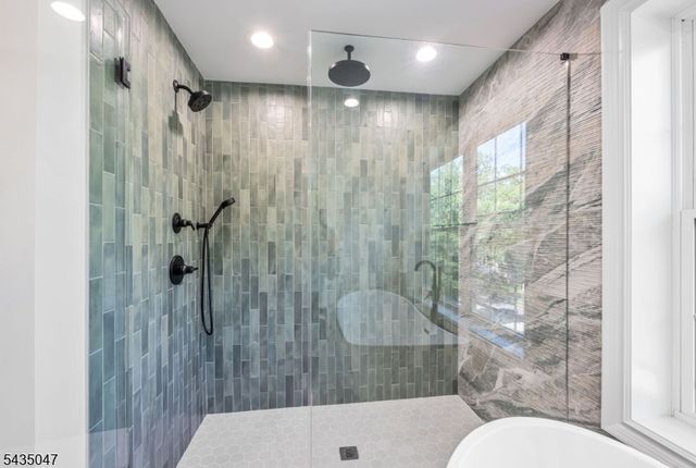 59 Tremont Ter, Livingston Twp., NJ 07039