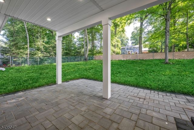 59 Tremont Ter, Livingston Twp., NJ 07039