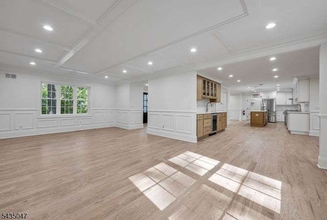 59 Tremont Ter, Livingston Twp., NJ 07039