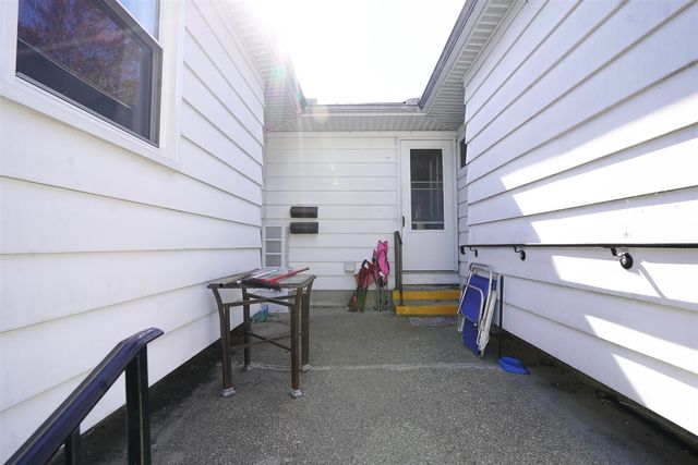 2151 Banner Drive F, Wyoming, MI 49509