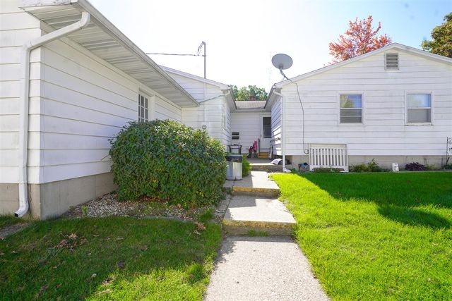 2151 Banner Drive F, Wyoming, MI 49509