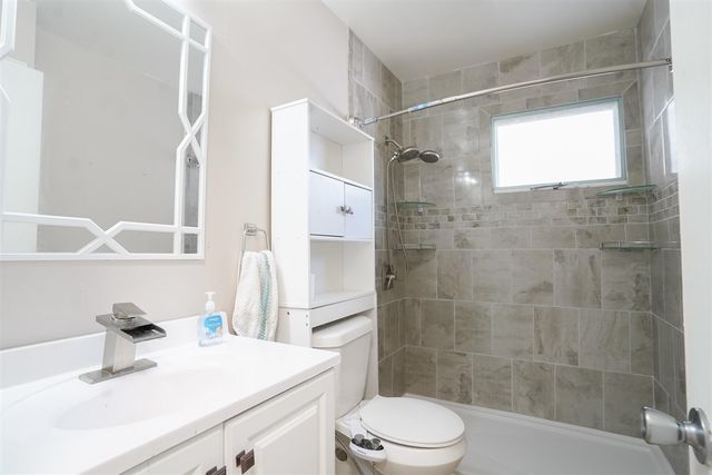 2151 Banner Drive F, Wyoming, MI 49509