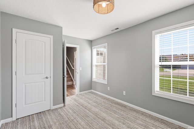 13079 Starling Cove, Fort Wayne, IN 46845