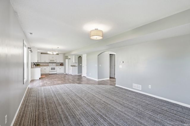 13079 Starling Cove, Fort Wayne, IN 46845