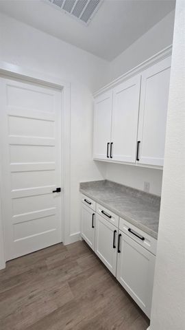 1106 East Sixth Street, Springtown, TX 76082