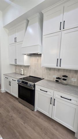 1106 East Sixth Street, Springtown, TX 76082