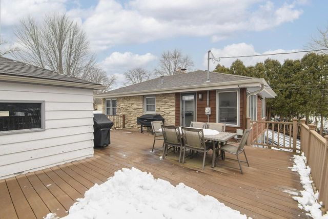 N87W15675 Belleview BOULEVARD, Menomonee Falls, WI 53051