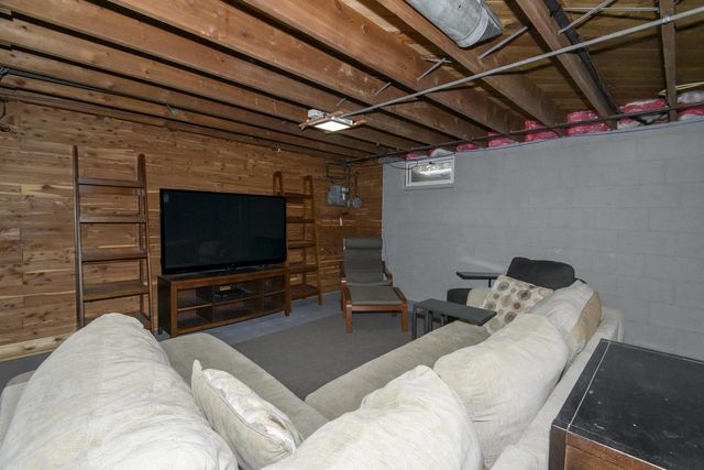 N87W15675 Belleview BOULEVARD, Menomonee Falls, WI 53051