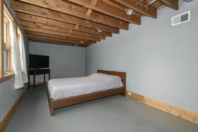 N87W15675 Belleview BOULEVARD, Menomonee Falls, WI 53051