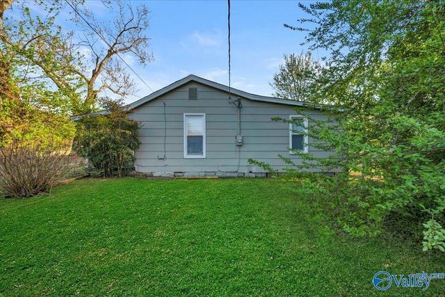 780 Little Cove Road, Gurley, AL 35748