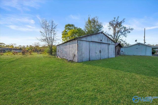 780 Little Cove Road, Gurley, AL 35748