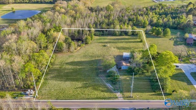 780 Little Cove Road, Gurley, AL 35748