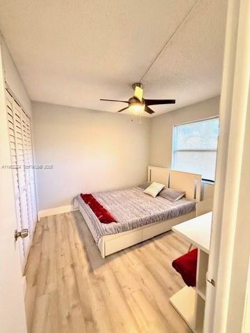 10405 Sunrise Lakes Blvd 202, Sunrise, FL 33322