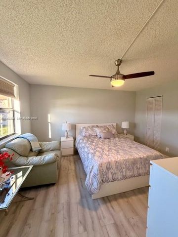 10405 Sunrise Lakes Blvd 202, Sunrise, FL 33322