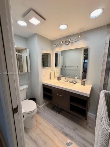 10405 Sunrise Lakes Blvd 202, Sunrise, FL 33322