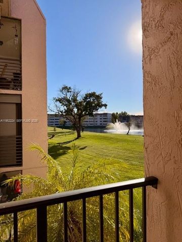 10405 Sunrise Lakes Blvd 202, Sunrise, FL 33322