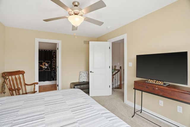 4110 FRONTGATE DR, Columbia, MO 65203