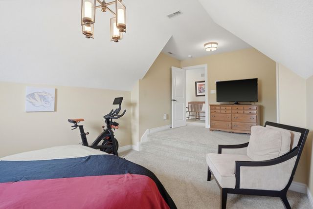 4110 FRONTGATE DR, Columbia, MO 65203