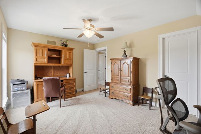 4110 FRONTGATE DR, Columbia, MO 65203