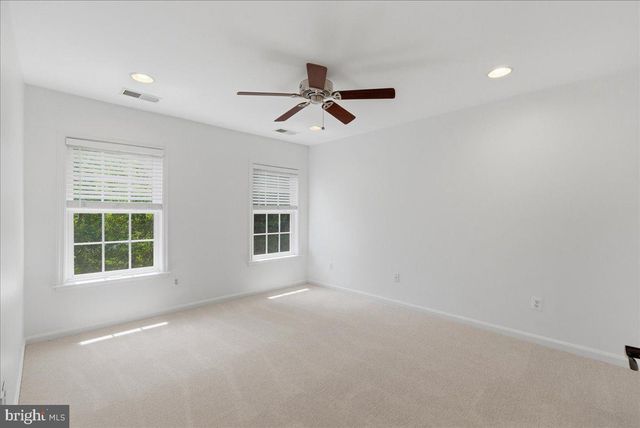 8928 BREWER CREEK PL, Manassas, VA 20109