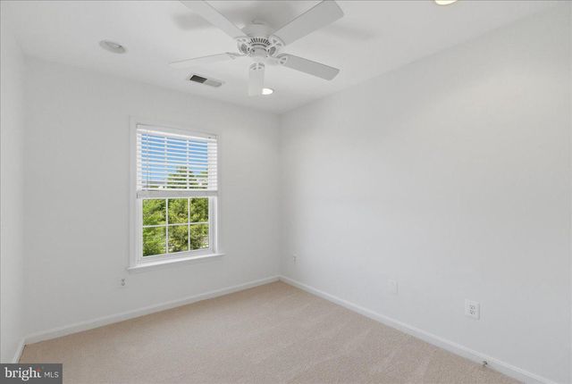 8928 BREWER CREEK PL, Manassas, VA 20109