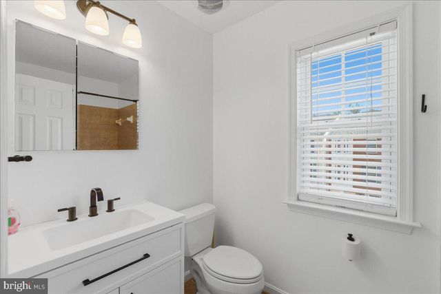 8928 BREWER CREEK PL, Manassas, VA 20109