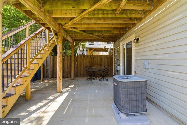 8928 BREWER CREEK PL, Manassas, VA 20109