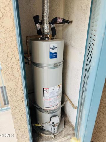 2742 Borchard Road, Newbury Park, CA 91320