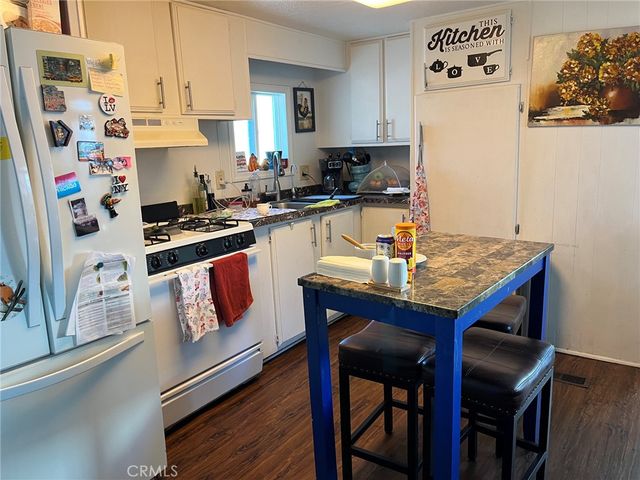 201 E Arrow Highway 70, Glendora, CA 91740