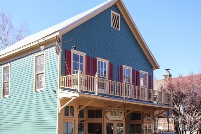 525 N Graham Street, Charlotte, NC 28202