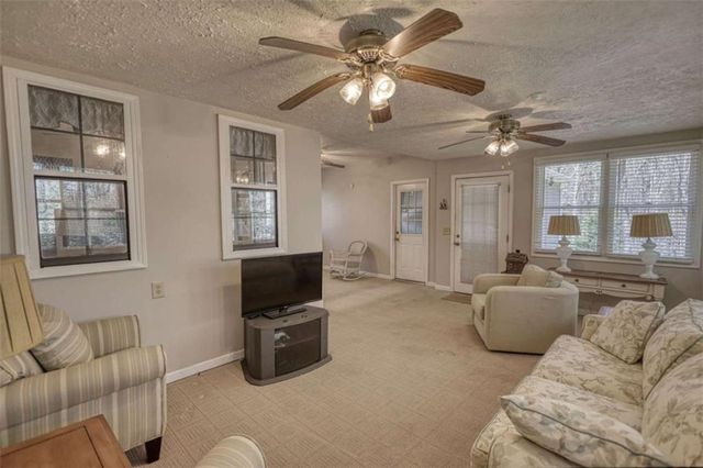 2740 Dennard Rd NE, Conyers, GA 30013