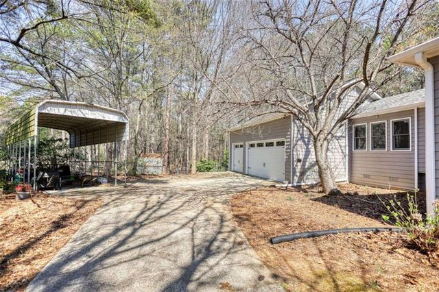 2740 Dennard Rd NE, Conyers, GA 30013