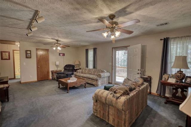 2740 Dennard Rd NE, Conyers, GA 30013