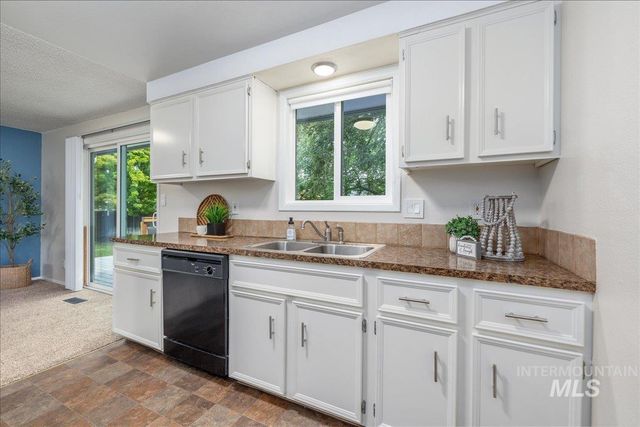 2230 N Constantine, Boise, ID 83704