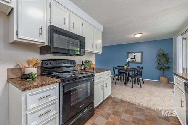 2230 N Constantine, Boise, ID 83704