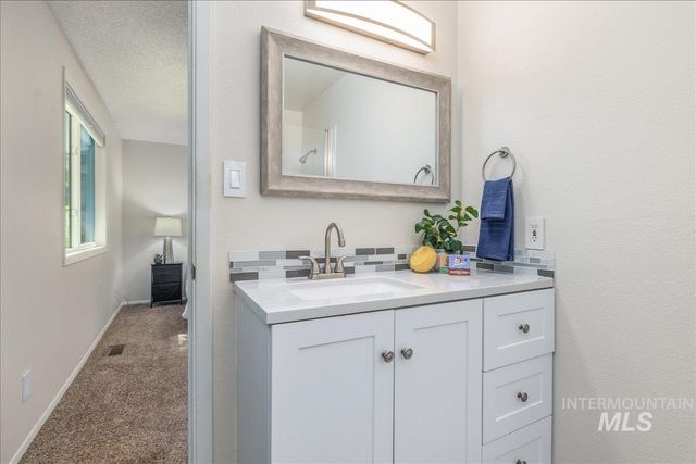 2230 N Constantine, Boise, ID 83704