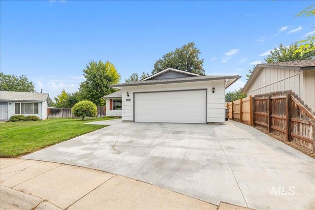 2230 N Constantine, Boise, ID 83704