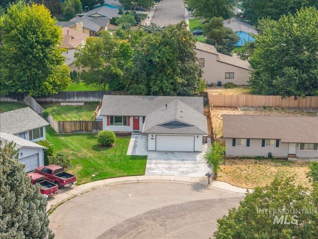2230 N Constantine, Boise, ID 83704