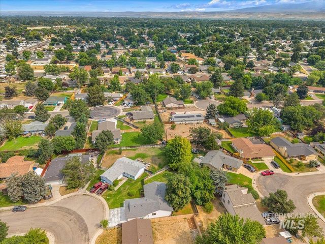 2230 N Constantine, Boise, ID 83704