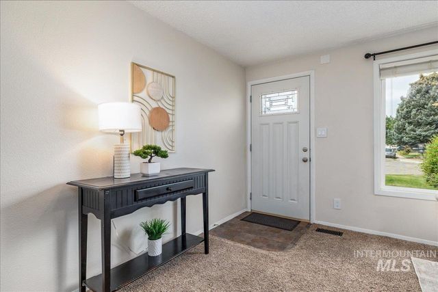 2230 N Constantine, Boise, ID 83704