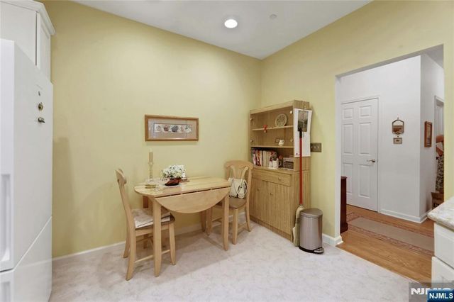 100 Ridgewood Road 215, Twp Of Washington, NJ 07676