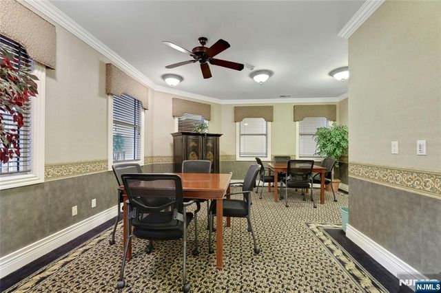 100 Ridgewood Road 215, Twp Of Washington, NJ 07676