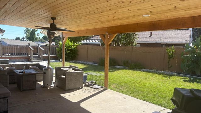 7201 Candlestick Way, Sacramento, CA 95842