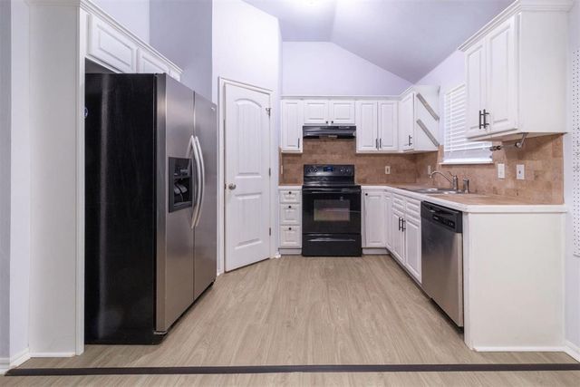 12701 Heritage Oaks Drive, Oklahoma City, OK 73120